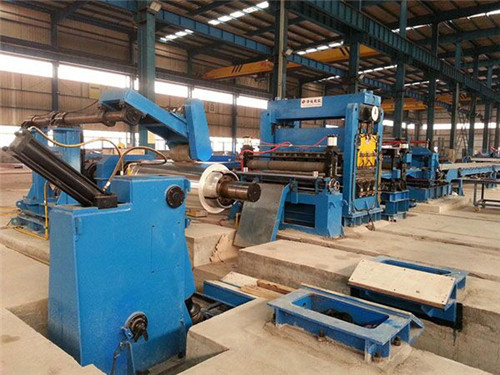 Aluminum plate flying shear line